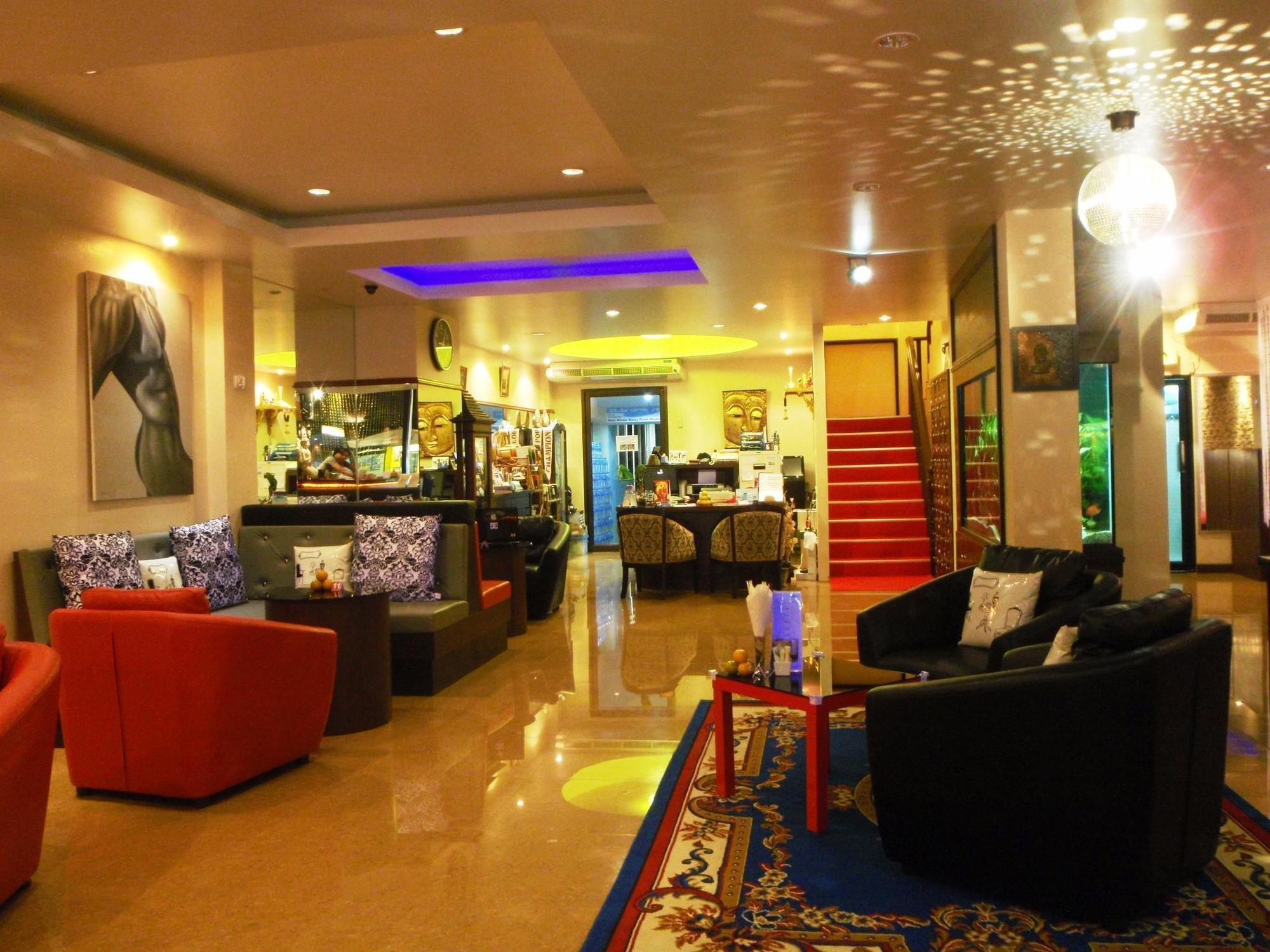 Club One Seven Phuket Hotel Patong ภายนอก รูปภาพ